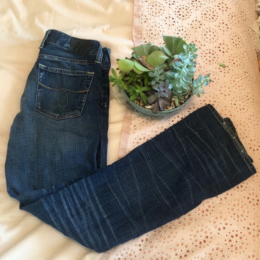 Lucky Brand “Lola Boot” dark wash jeans (6/28)